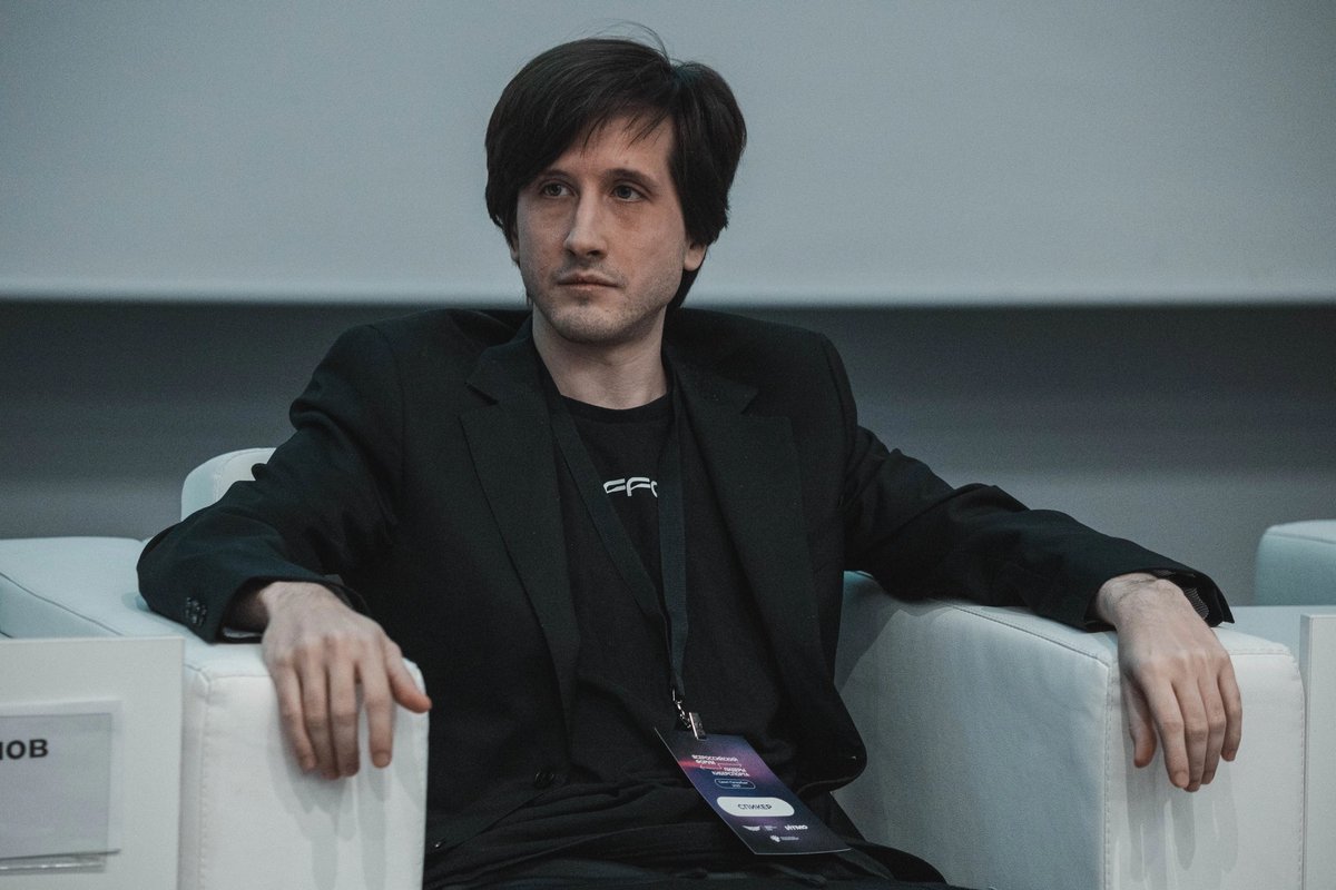 Will take a break after shit happened at this preseason. Maybe the most terrible offseason shuffle time I had in my career for 8 years. 
Now I want to focus on personal coaching/streaming. 
Not working from August created a lot of problems for myself. 
See you, early or later.