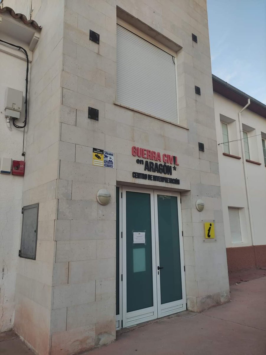 GRIEGC1's tweet photo. #Robres (#Huesca)
Nuestro último trabajo del año lo hemos llevado a cabo en el Centro de Interpretación de la Guerra Civil en Aragón de Robres.
En unos dias desvelaremos en que ha consistido.
La 2a y 3a imagen os puede dar quizás una pista, a ver si adivináis...
#guerracivil https://t.co/pVPbR3O3V1