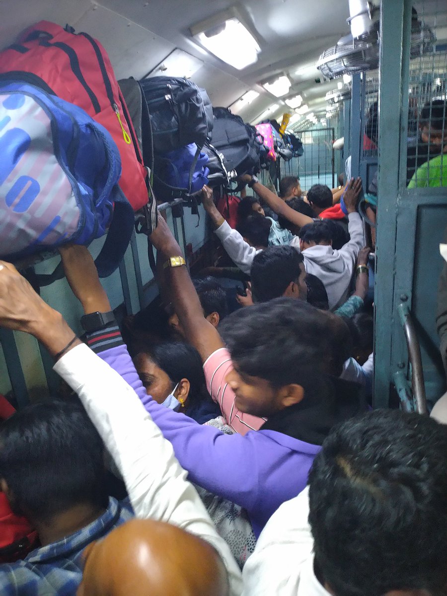 D_Veereswar's tweet photo. Sir, this is the situation in #kachigudasfexpress. Why cannot the Indian railways increase General Compartments in trains. Indian railways is the one of wast trasport in world wide. Please increase General Compartments in  trains.The Indianrailways will be more strong in finance https://t.co/tGjmaCrBy7
