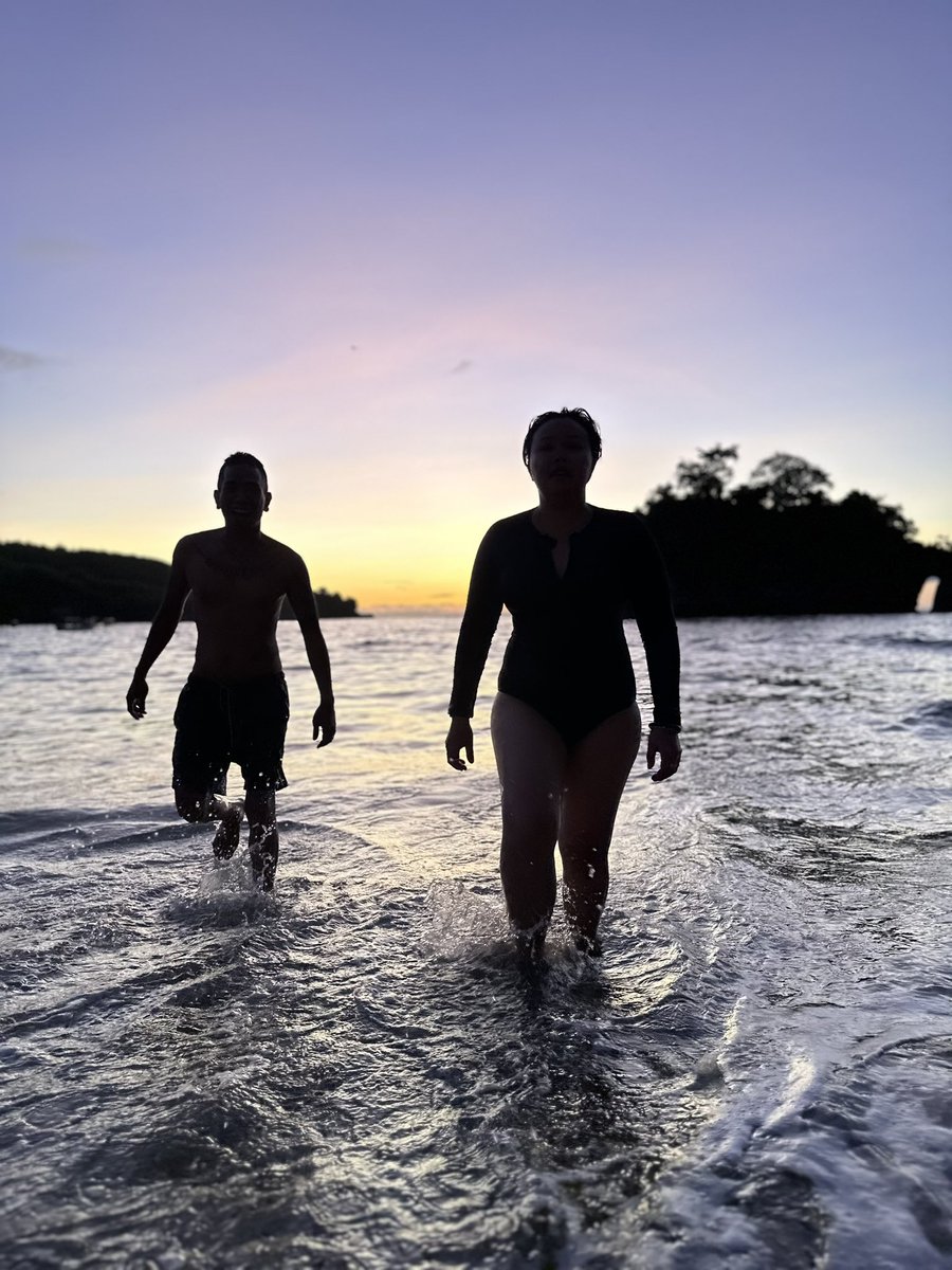 Pria yang banyak kurang akan selalu mencoba memberi yang paling baik buat makhluk ada di samping saya itu.