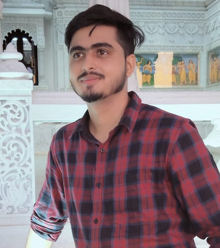 नाम - सत्यम मिश्रा 
जाति - ब्राह्मण
वर्ग - EWS/UR
उम्र - 23 वर्ष
पता - अंबेडकर नगर 

पिछली भर्ती 2018 में आई थी, तब वो उम्र सीमा से 6 दिन छोटे थे।

अब 2023 में भर्ती आई तब वह उम्र सीमा से 1 वर्ष बड़े हो गए।

इन्हें आखिर किस अपराध की सजा मिली है? 😭

#UP_Police_सवर्ण_उम्रसीमा_छूट