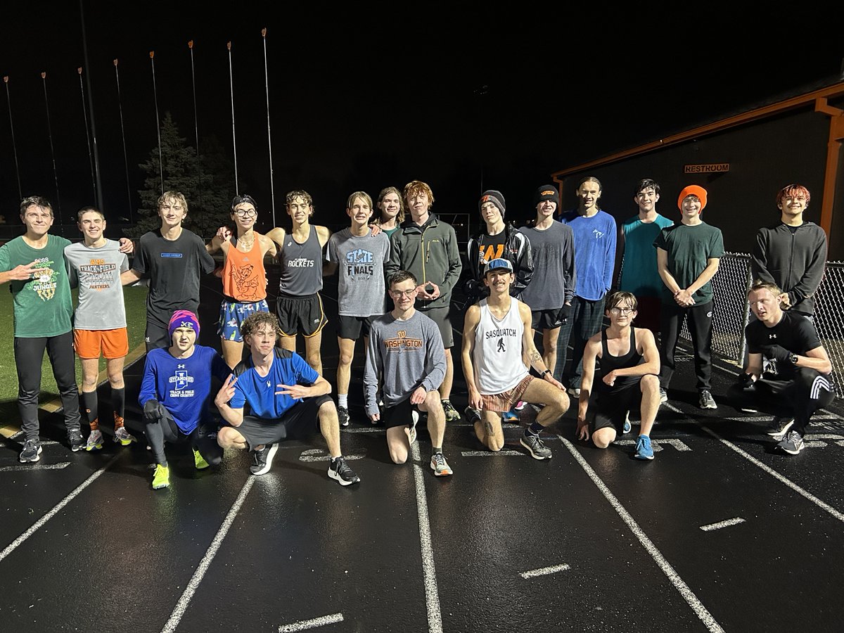 6 alums joined us as we trekked around the WCHS track for another mile at our first Alumni Run! It was so good to catch up at Bethany Community Church afterwards. Thanks to our captains and families who donated food and drink. What a blessing to be together just before Christmas.
