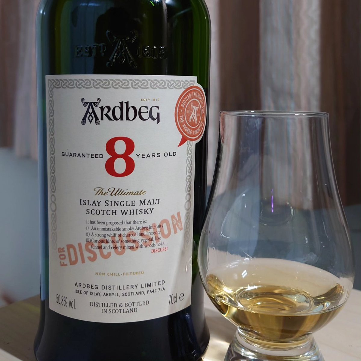 waiichi8's tweet photo. #Ardbeg #アードベッグ8年  #ウイスキー #シングルモルト #スコッチ #50.8度 #シェリー樽 #コミッティー限定 #アイラ島 #アードベッグ蒸溜所 https://t.co/Wrn7rLmWvP