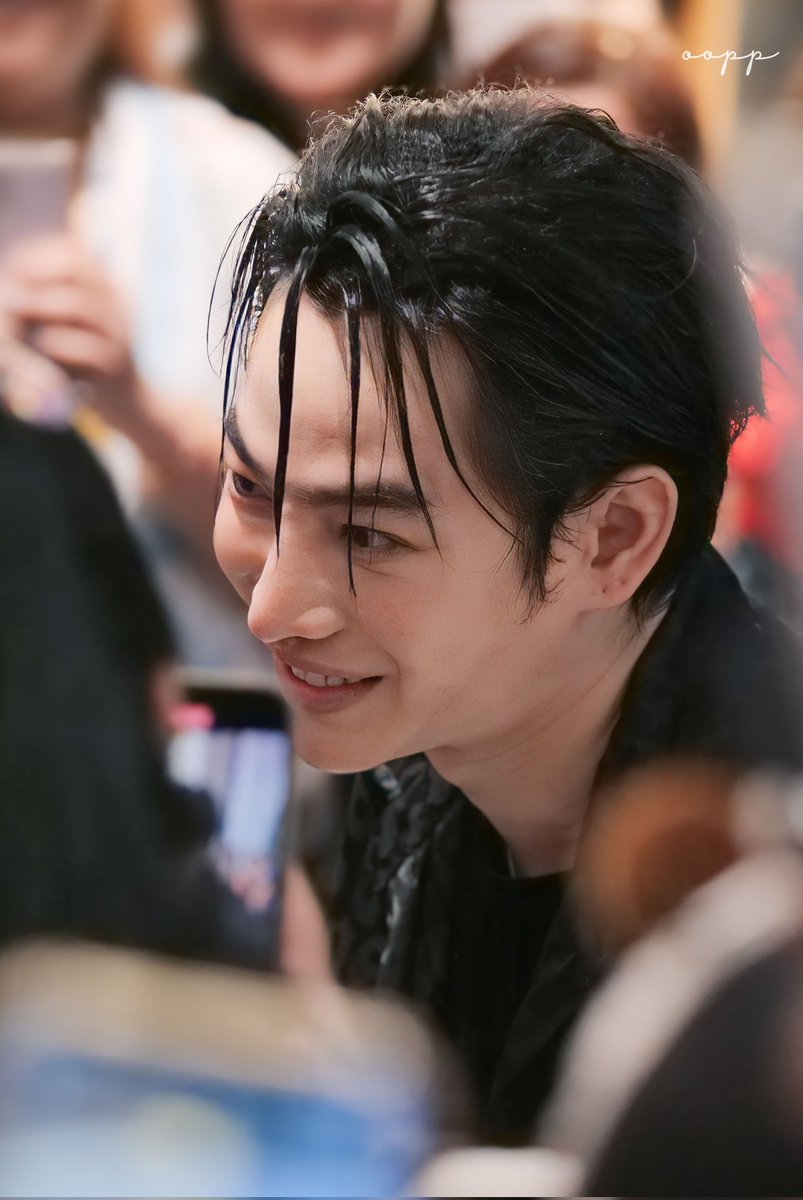 oopp:) 📷 (@onlyoneoopp) on Twitter photo ดวงตาเป็นหน้าต่างของหัวใจ
😍✌🏻
#เป๊กผลิตโชค
#PeckPaLitChoke
#palitgallery
#ooppXphoto
#TheMallBangkapixPeck ดวงตาเป็นหน้าต่างของหัวใจ
😍✌🏻
#เป๊กผลิตโชค
#PeckPaLitChoke
#palitgallery
#ooppXphoto
#TheMallBangkapixPeck