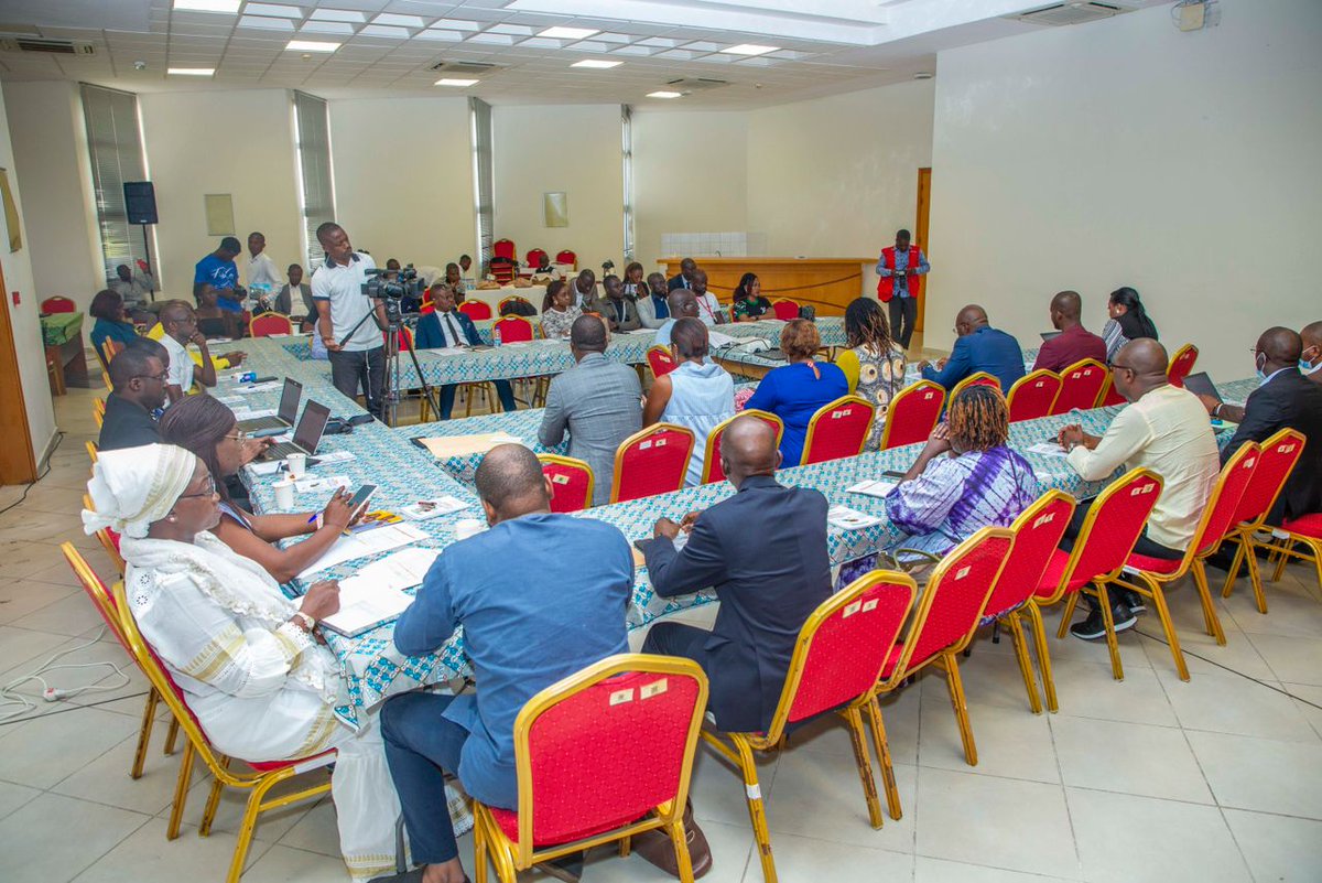 AboukamNet's tweet image. #Télécoms | Quelles conditions pour l’accès aux ressources et réseaux télécoms des services financiers mobiles ? Des éléments de réponses... aboukam.net/2023/12/19/que…
#CIV #ARTCI #Télécommunication #InclusionFinanciere #Mobile
@artcitic @namahoutoure