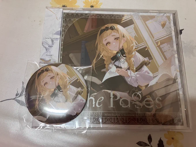 #ちまとおはなし The PagesのCD届きましたぁ!歌詞カードだけでも買った甲斐ある。飾る用と聞く用で2枚持ち!やったね。アニメイト大阪の発売イベント当たりますように! 