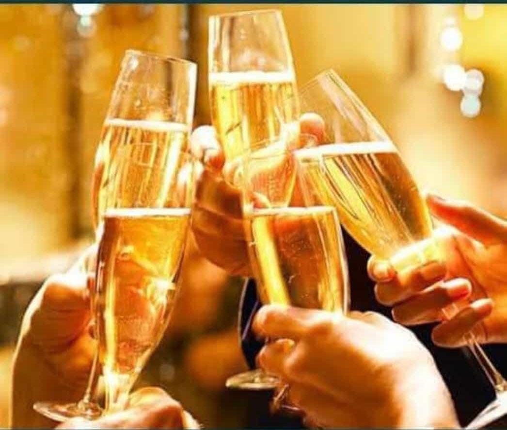 FELICES FIESTAS DE NOCHE BUENA Y NAVIDAD A TODAS LAS FAMILIAS PARAGUAYAS Y EXTRANJEROS...