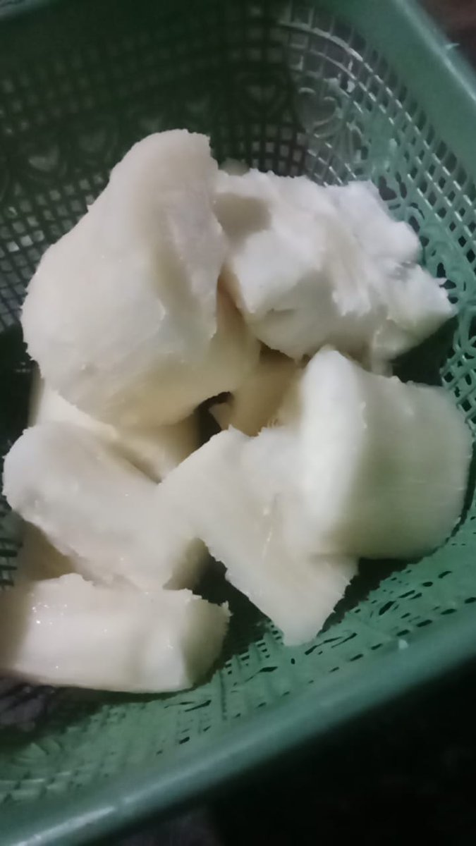 Berbicaralah pakai analogi yang pas dan nyambung sesuai topik apa yng sdang di bicarakan
Jngan asal bawa kebon binatang tpi ujungnya bikin seret seperti singkong ini