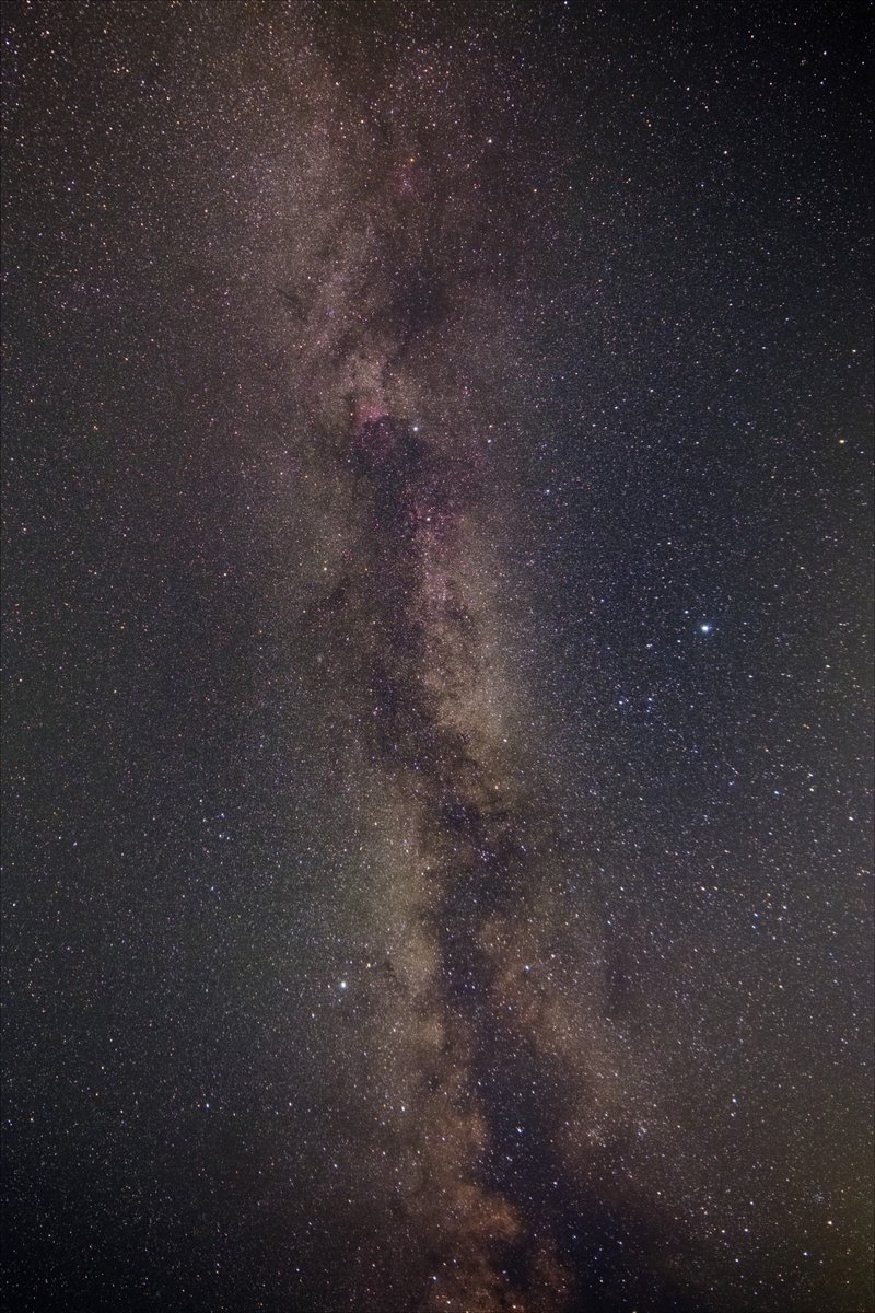 ryukiti's tweet photo. 話題のPixlnsight+BlurXTerminatorを試してみた。その3:超広角レンズ編=元画は「夏の大三角」>周辺部の星の歪み改善。レンズはサムヤン14mm,F2.8→F4
#BlurXTerminator https://t.co/nzDMLsRnn4