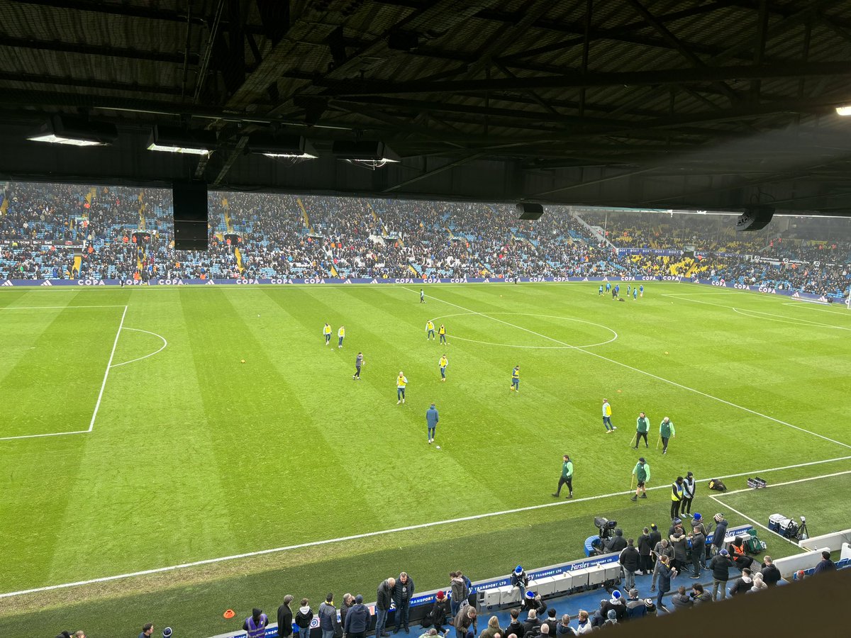 Lee Blakeman (@leeblakeman) on Twitter photo Last one before Xmas 🎄🎅 what a first half from Leeds! 3-0 up against Ipswich, updates on <a href="/5liveSport/">BBC 5 Live Sport</a> with <a href="/markchapman/">Mark Chapman</a> Last one before Xmas 🎄🎅 what a first half from Leeds! 3-0 up against Ipswich, updates on <a href="/5liveSport/">BBC 5 Live Sport</a> with <a href="/markchapman/">Mark Chapman</a>