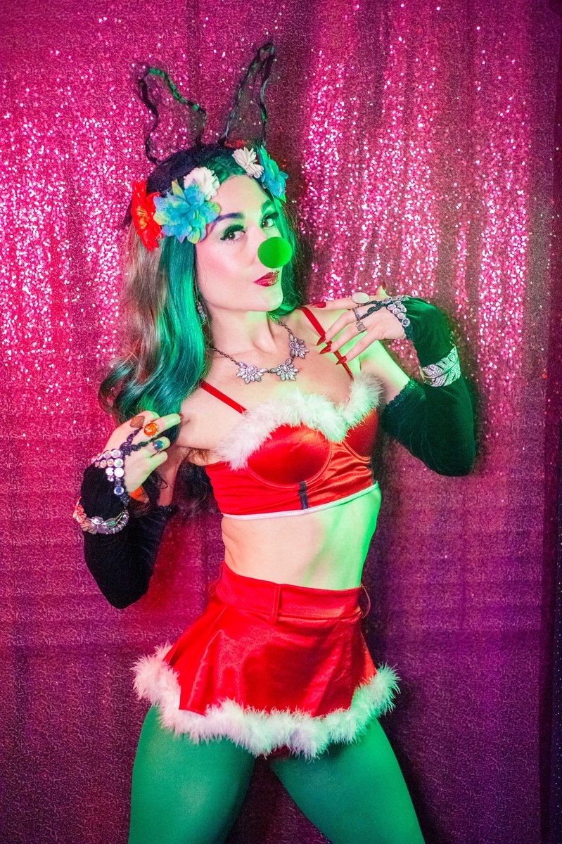 Glamour Sleaze Clown SL00T Christmas~
🤡🎄🎪🎁🎪🎄🤡

I’ve been a naughty bb this year, and it feels so good 😈

#officialclownbusiness #turnclownforwhat #naughtylist