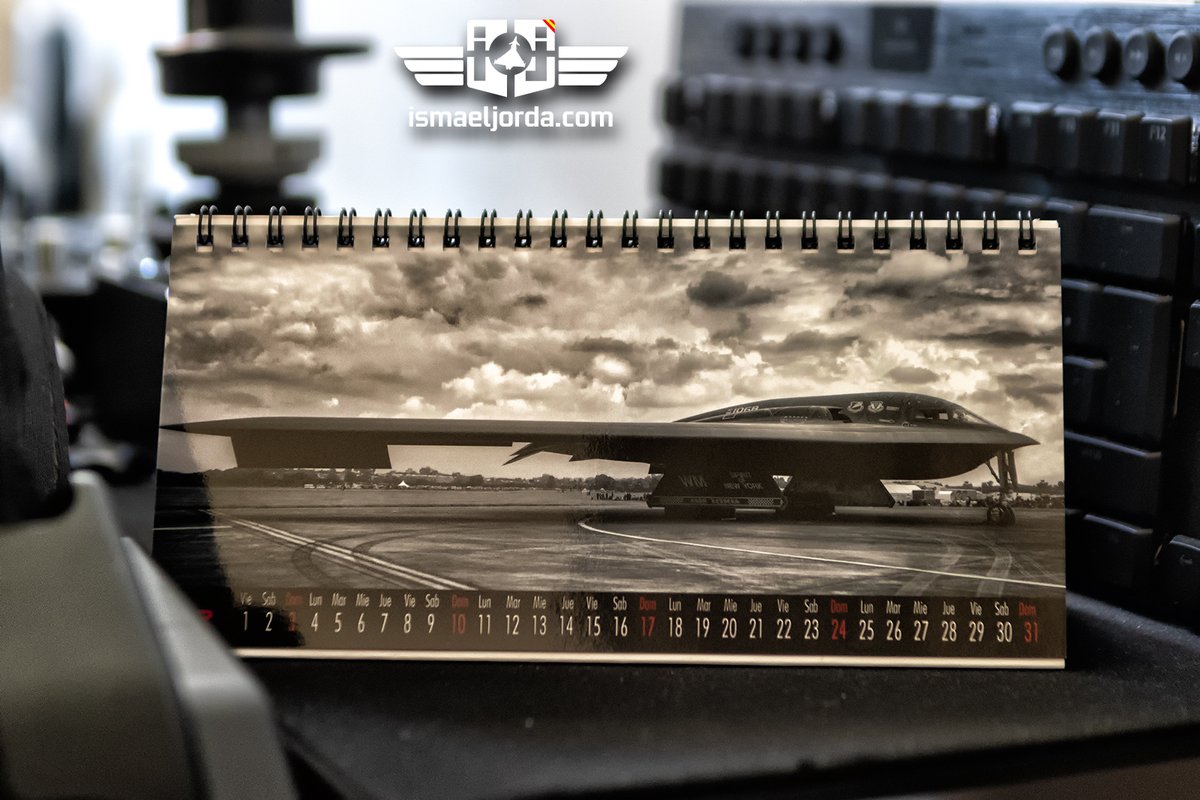 ismaeljorda's tweet photo. 🔴 Además del calendario de pared, también a vuestra disposición una EDICIÓN LIMITADA para colocar encima de la mesa. Las fotografías son diferentes a las del calendario de pared. Papel estucado mate de 200 gramos y plastificado brillo. Tamaño: 21x10cm  https://t.co/99fkiC3E3P https://t.co/e2q6DsgRuW