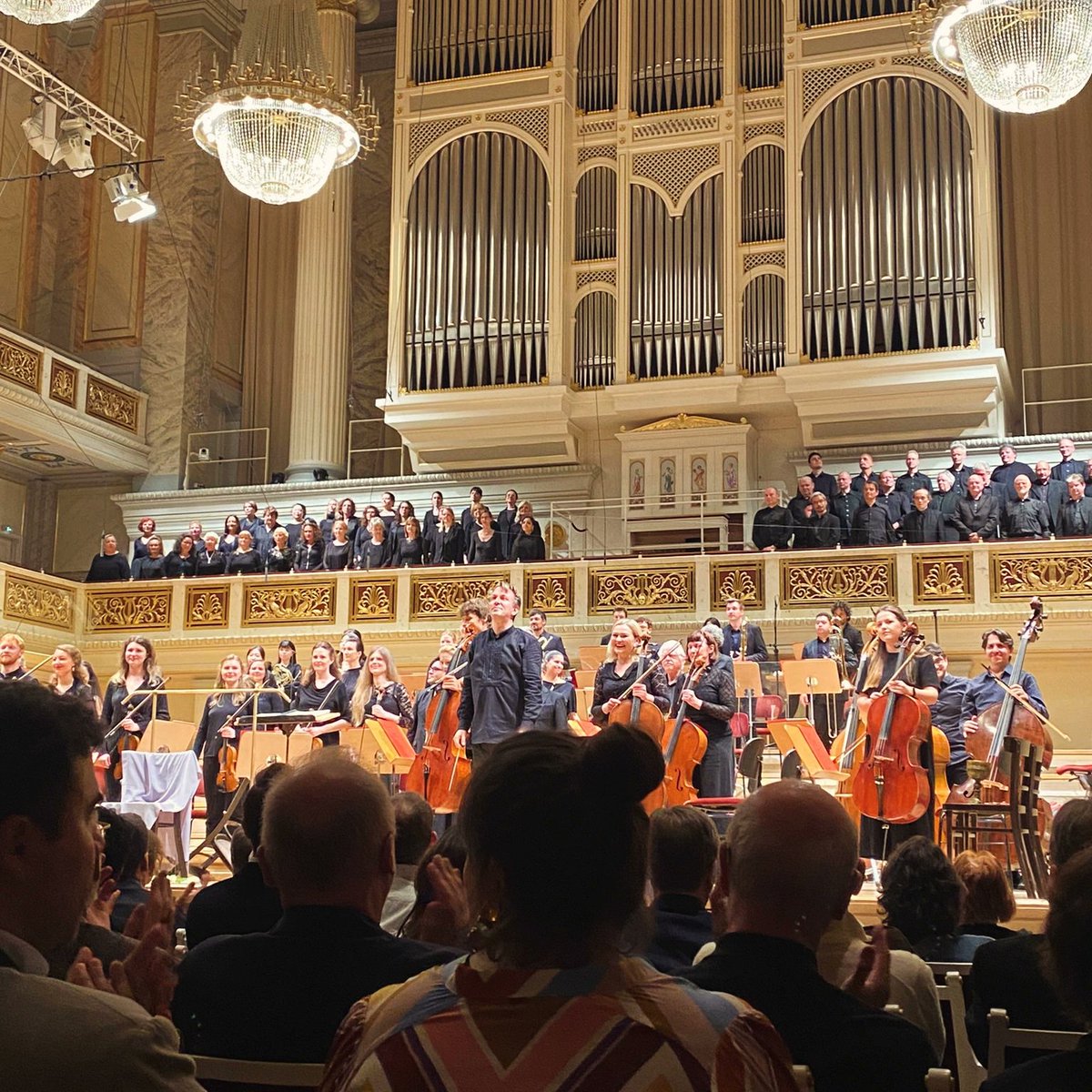 SAVE THE DATE! ✨️
Am 2.Juni 2024 spielt die Berliner Operngruppe unter <a href="/fel_krieger/">Felix KRIEGER</a> Puccinis Opernerstling LE VILLI im <a href="/konzerthaus/">Konzerthaus Berlin</a>! Mehr Details folgen in Kürze. 

FROHE WEIHNACHTEN und einen GUTEN RUTSCH! 

#puccini
#berlineroperngruppe
#opera