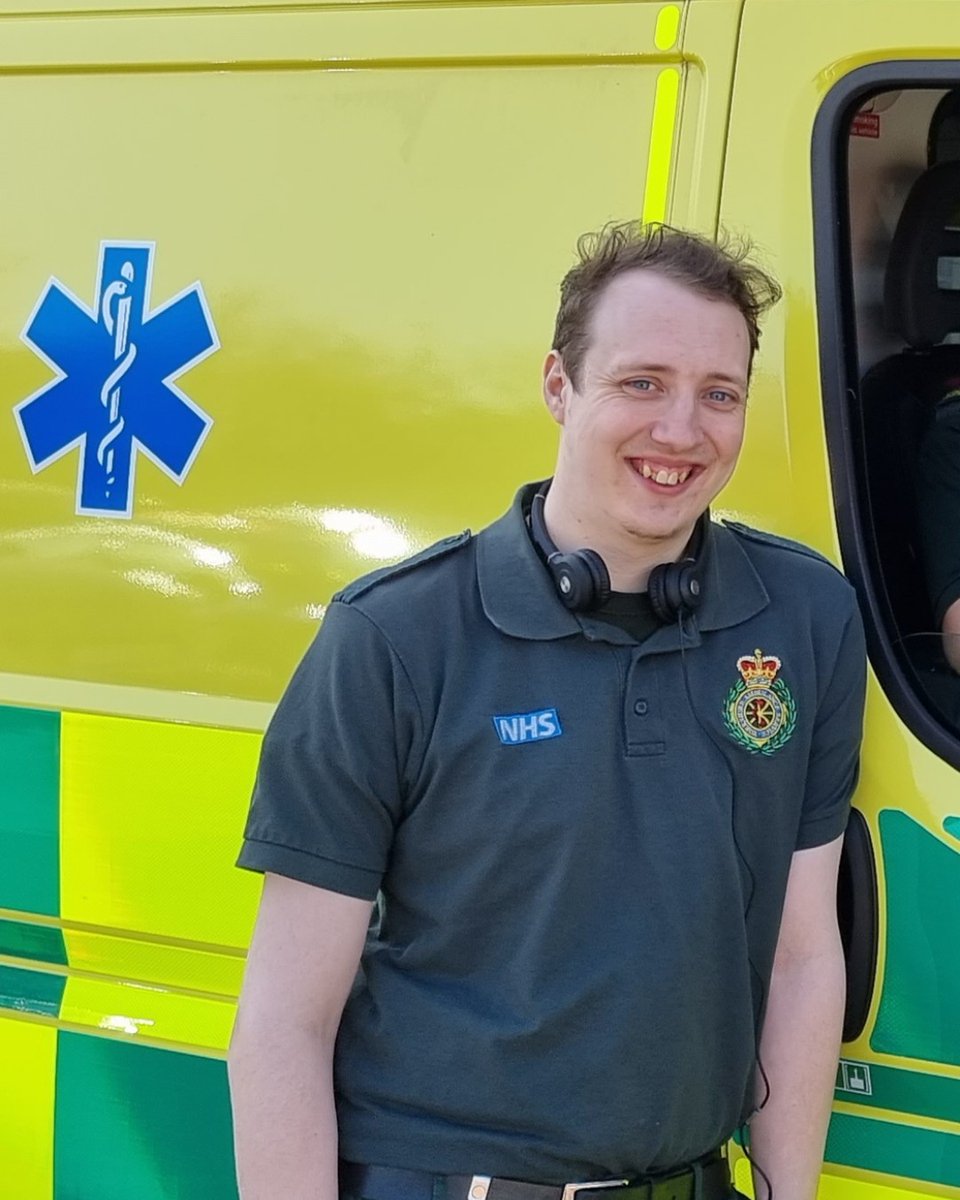 Yorkshire Ambulance tweet media