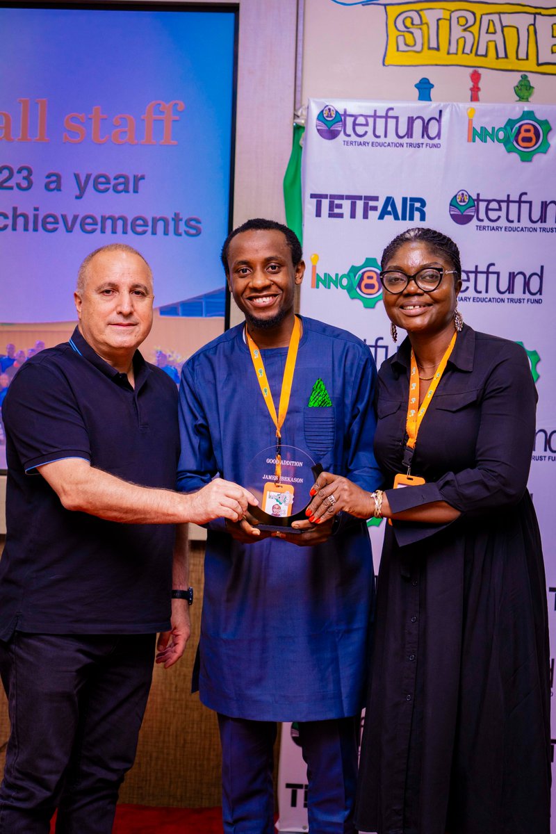JamesIbekason's tweet photo. Yesterday I was recognized as a GOOD ADDITION to the Innov8 Hub team.

The award was given to new employees who have shown exceptional dedication and excellence on their work and projects.

Thanks to Innov8 Hub for this recognition. https://t.co/dEuSVRfC3Z