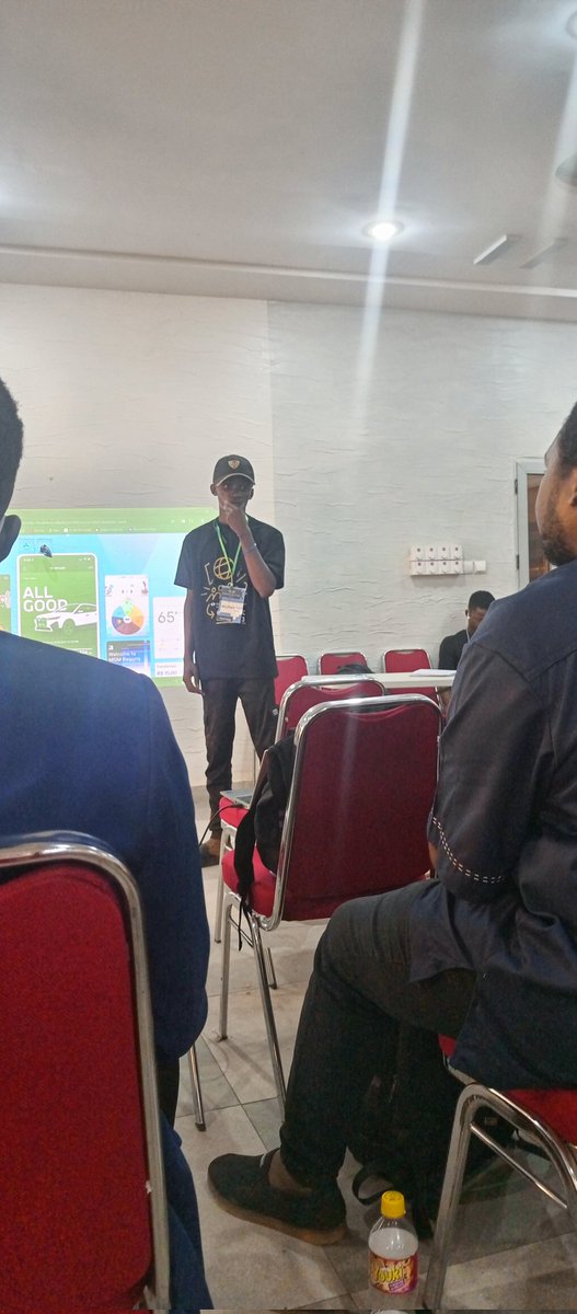 B. Bienvenu Venuslas ZINSE tweet media