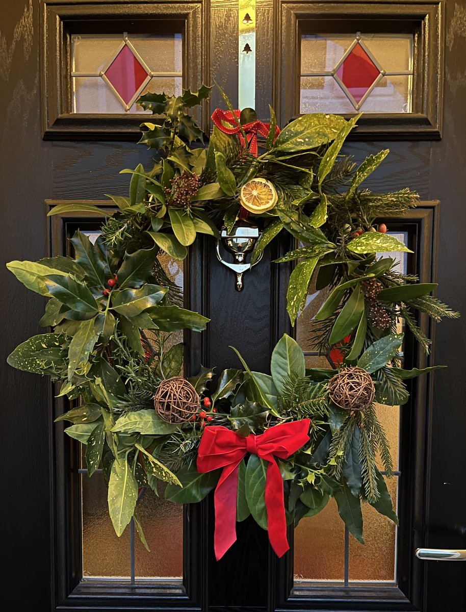 ElizAthertonSop's tweet image. That’s an absolute beauty! Here’s mine! All from my own garden. #GardenersWorld