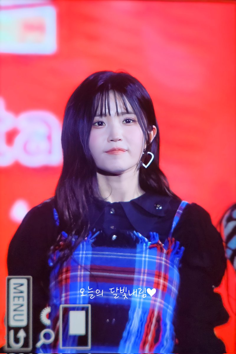 Dalbaragi_0929's tweet photo. 231223

나의 가장 큰 행복에게 ☃️

#송하영 #SongHayoung #프로미스나인 #fromis_9 #プロミスナイン #ソンハヨン #ハヨン https://t.co/WoNYIOFtVX