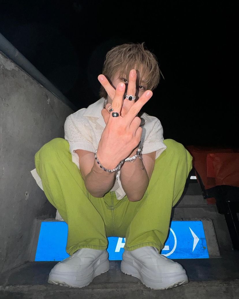 yedamrexin's tweet photo. [231223] _yedam_official instagram update

😎✌️📸

#인스타담 #방예담 #BANGYEDAM https://t.co/idhgvcrkwy