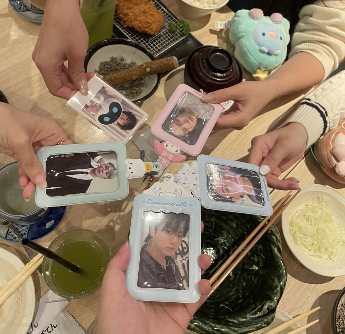 forgukks's tweet photo. ✨ yearly GC secret santa ✨
@sugafreecooky @21gguks @_seokjins @minkookyy https://t.co/wRM5RkjPSj