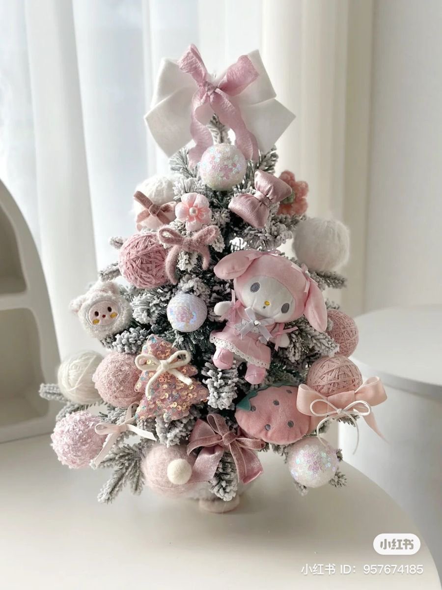 piinkimi_'s tweet photo. my melody christmas trees https://t.co/wYkrxP4mnS