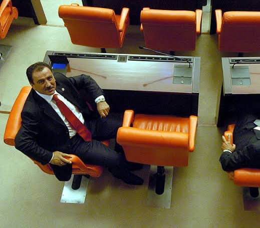 "Biz, PKKlı teröriste konuşma hakkı verilmesin demiyoruz.  Kafasına sıkın, âhirette hesap verirken konuşsun, diyoruz.." 

Muhsin Yazıcıoğlu