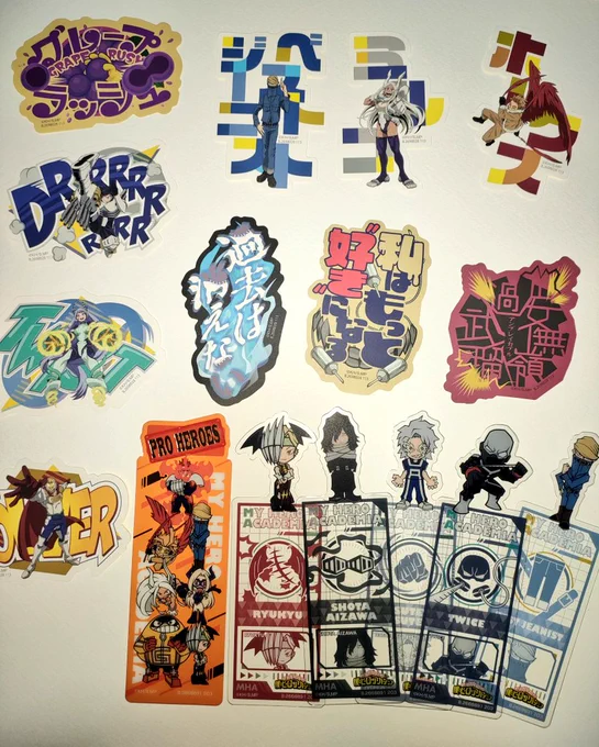 🦅🐍🔪👁来てくれたのでハッピー!
シールめちゃくちゃ可愛いな?! 