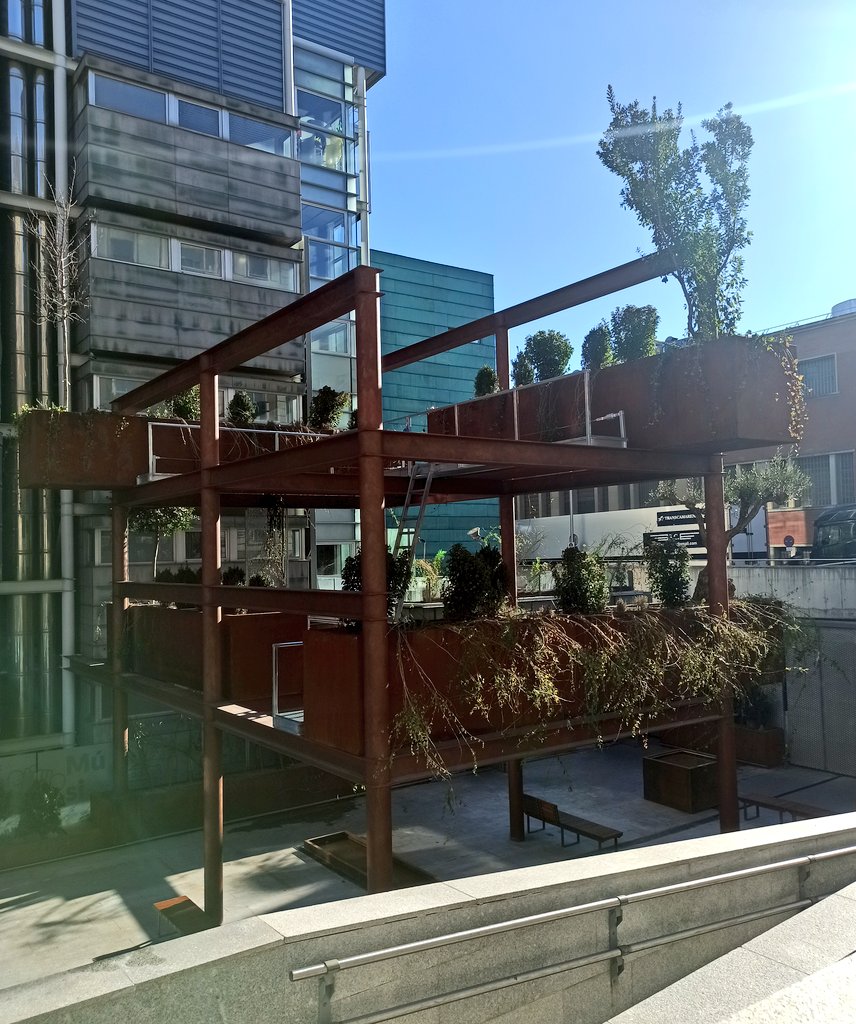 A.V. Retiro Norte tweet media