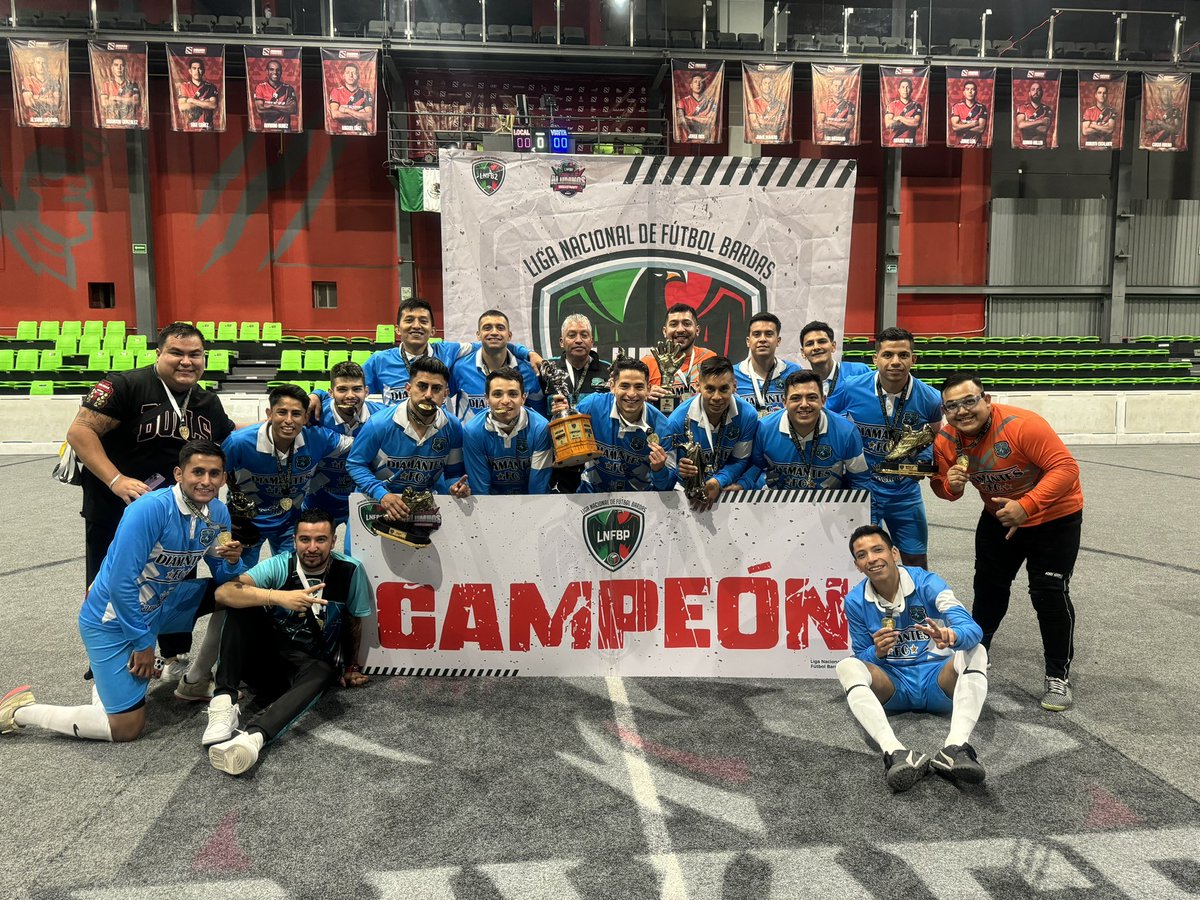 LNFBPro's tweet photo. Atlético Diamantes FC #ElTlatoaniEsSuyo Campeones de nuestra temporada @MoltenMex 2023, Felicidades!!!!! https://t.co/OMksg1qZt8