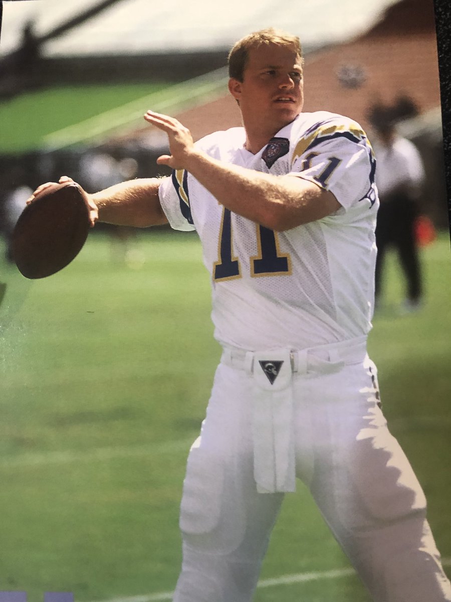 BrohmJennifer's tweet photo. Going back to Cali - my favorite picture ❤️🏈 Super Bowl XXIX! @DIRECTV_HB https://t.co/Quqq9DEHmn