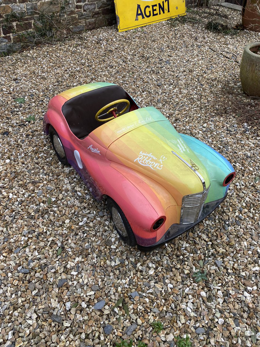 UKREST0RATI0N's tweet photo. #triangsupereight #triangpedalcar #originaltriangpedalcar #britshpedalcar #austinj40 #propertoy #childrenstoy #toy #pedal #triangracer #triangracersupereight #triangsupereightpedalcar #wrappedj40pedalcar #wrappedj40 #wrappedcar #j40 #j40pedalcar https://t.co/NPP1dtOpZ8