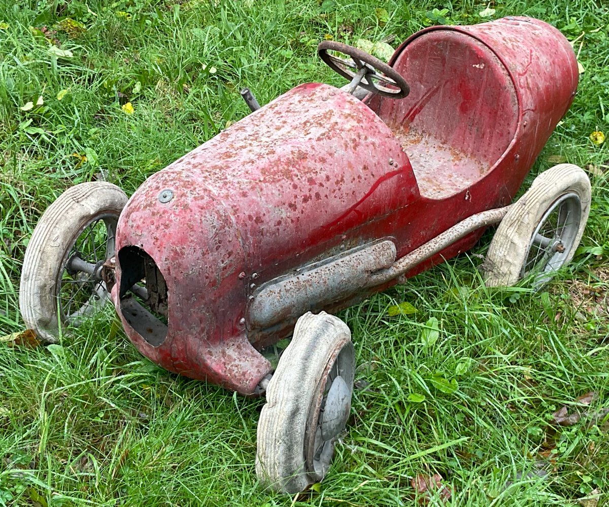 UKREST0RATI0N's tweet photo. #triangsupereight #triangpedalcar #originaltriangpedalcar #britshpedalcar #austinj40 #propertoy #childrenstoy #toy #pedal #triangracer #triangracersupereight #triangsupereightpedalcar #wrappedj40pedalcar #wrappedj40 #wrappedcar #j40 #j40pedalcar https://t.co/NPP1dtOpZ8