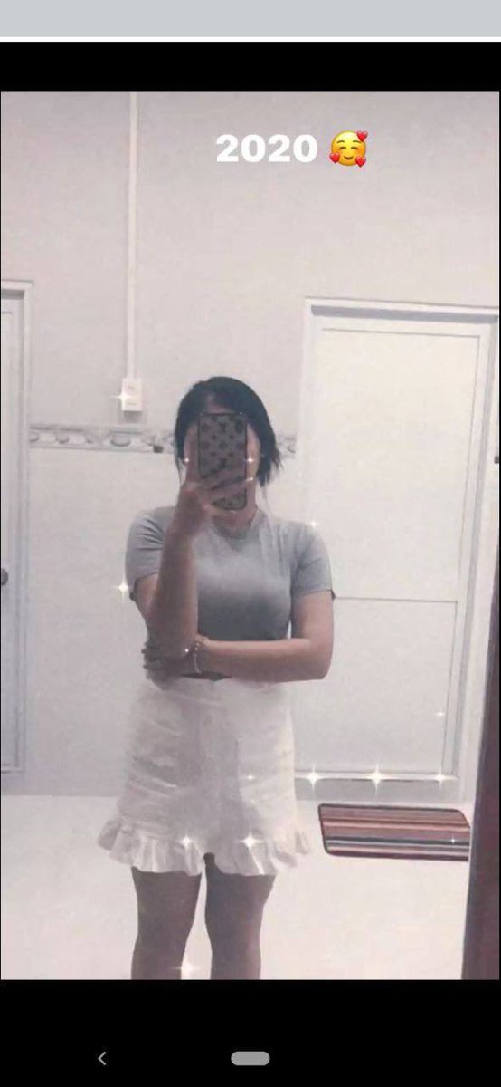 gaidamdangg's tweet photo. mong 1 lần được nhìn em mặc đồ ngủ thả rông, được nhìn thấy cặp vú to tròn xong luồn tay từ phía sau se 2 cái núm, rồi đưa miệng lại liếm núm xong bú chắc phê lắm 😳 https://t.co/siBDrY9slq