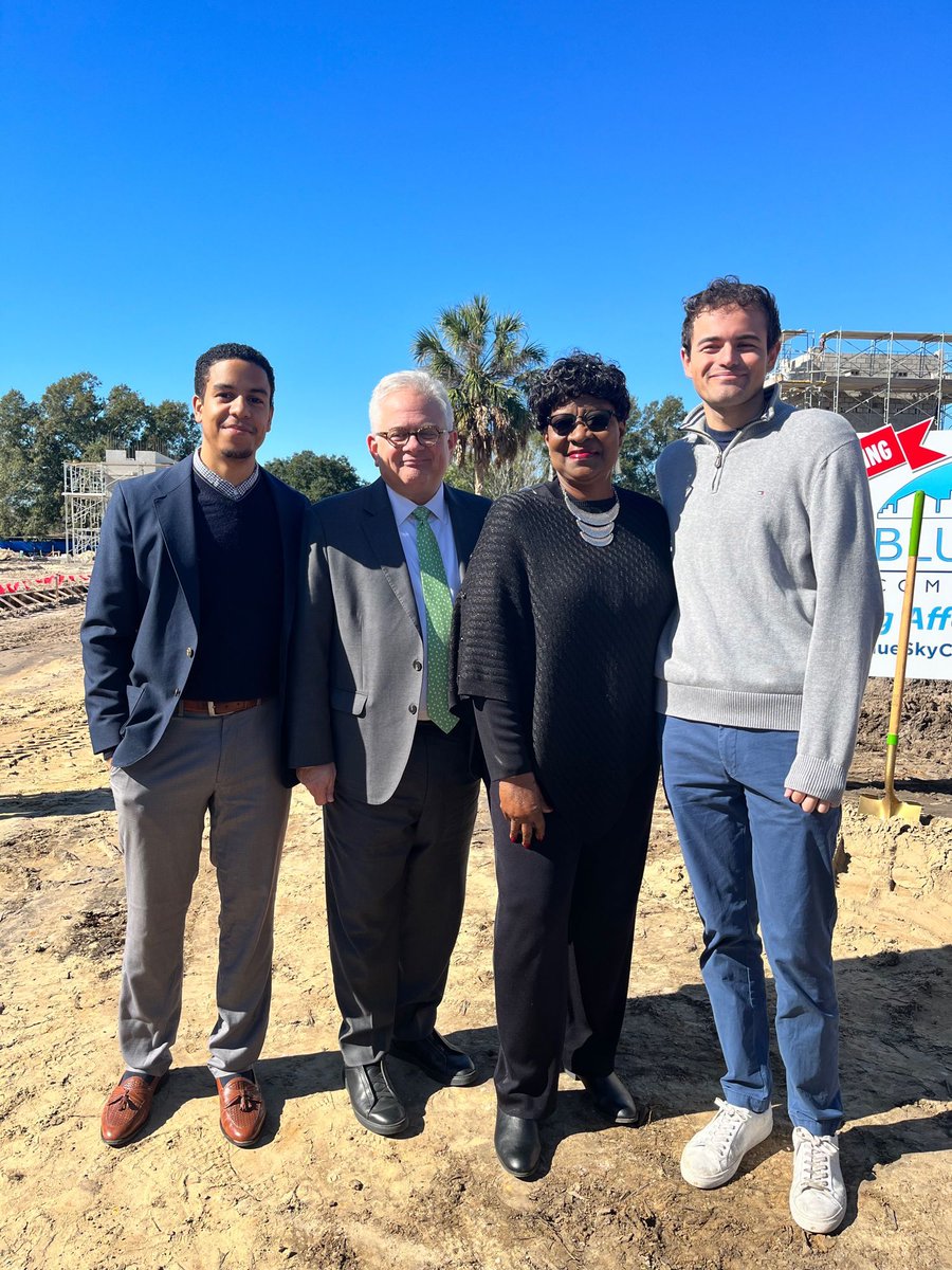 FentriceForFL's tweet photo. Team Driskell attended the groundbreaking ceremony for the Casa Di Francesco project earlier this week, featuring 140 affordable housing units to service our growing senior living community here in our district! So excited! 

#FentriceForFL #TeamDriskell #FLPol #AffordableHousing https://t.co/lZcAP9fVVU