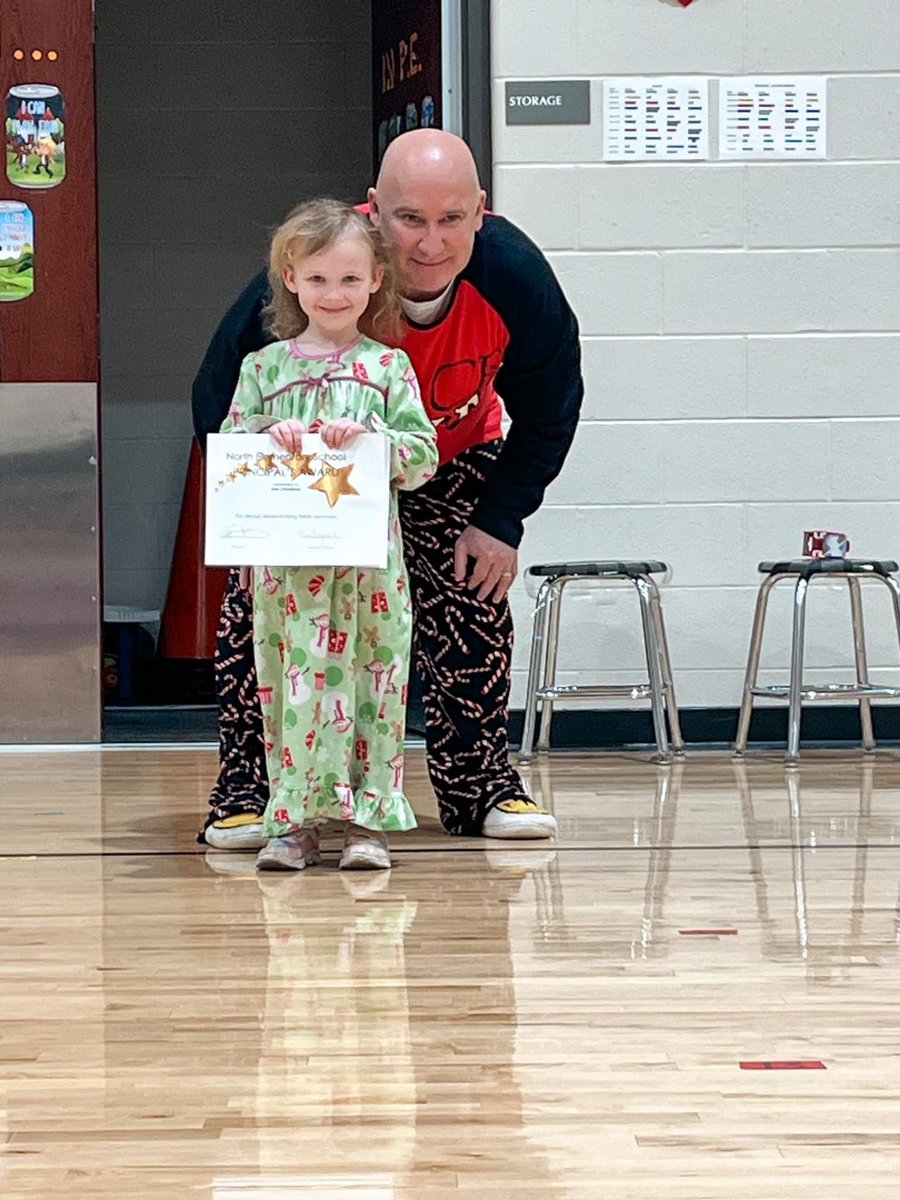 Northelem2's tweet photo. Principal’s SHINE award https://t.co/Idc50hUTnx