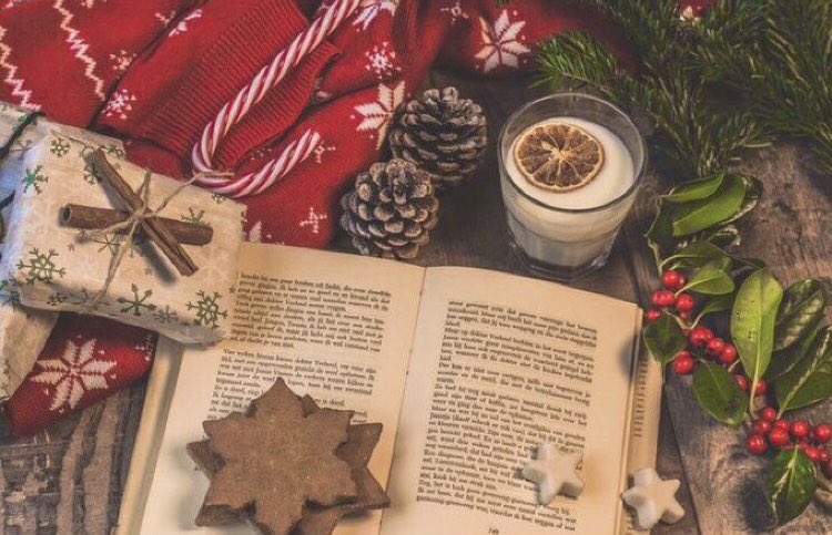 In Iceland there is a tradition called Jolabokaflod - Christmas Book Flood. This is when loved ones present each other with books on Christmas Eve &amp; then read them together. The books should be new  &amp; booksellers do most of their trade at this time of year. #BookWormSat #Yule