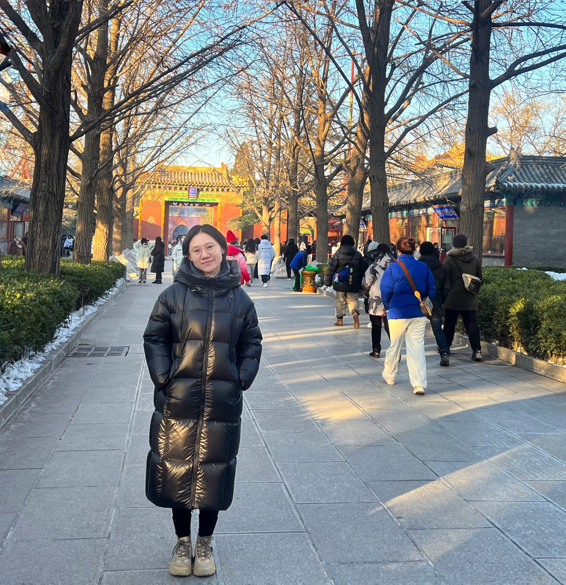 Now is in the Winter Solstice when we usually come to temples to pray as a custom. Today I went to the Lama Temple in Beijing, praying for myself, my family, my country, and also for all the people of Argentina. May you all have a great year of 2024 with the peace and happiness.