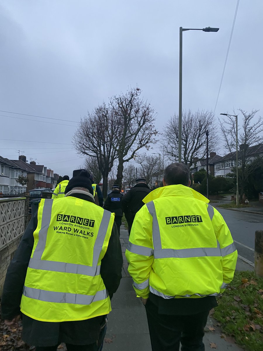 MPSBrunswickPk's tweet photo. Earlier this month, PS Hopkins and PCSO Wapshott took part in a ward walk across Brunswick Park ward in conjunction with  with @BarnetCouncil.  A  number of areas of concern were highlighted to us and we are working with the council to address these concerns. https://t.co/S6wGgy3RJ7