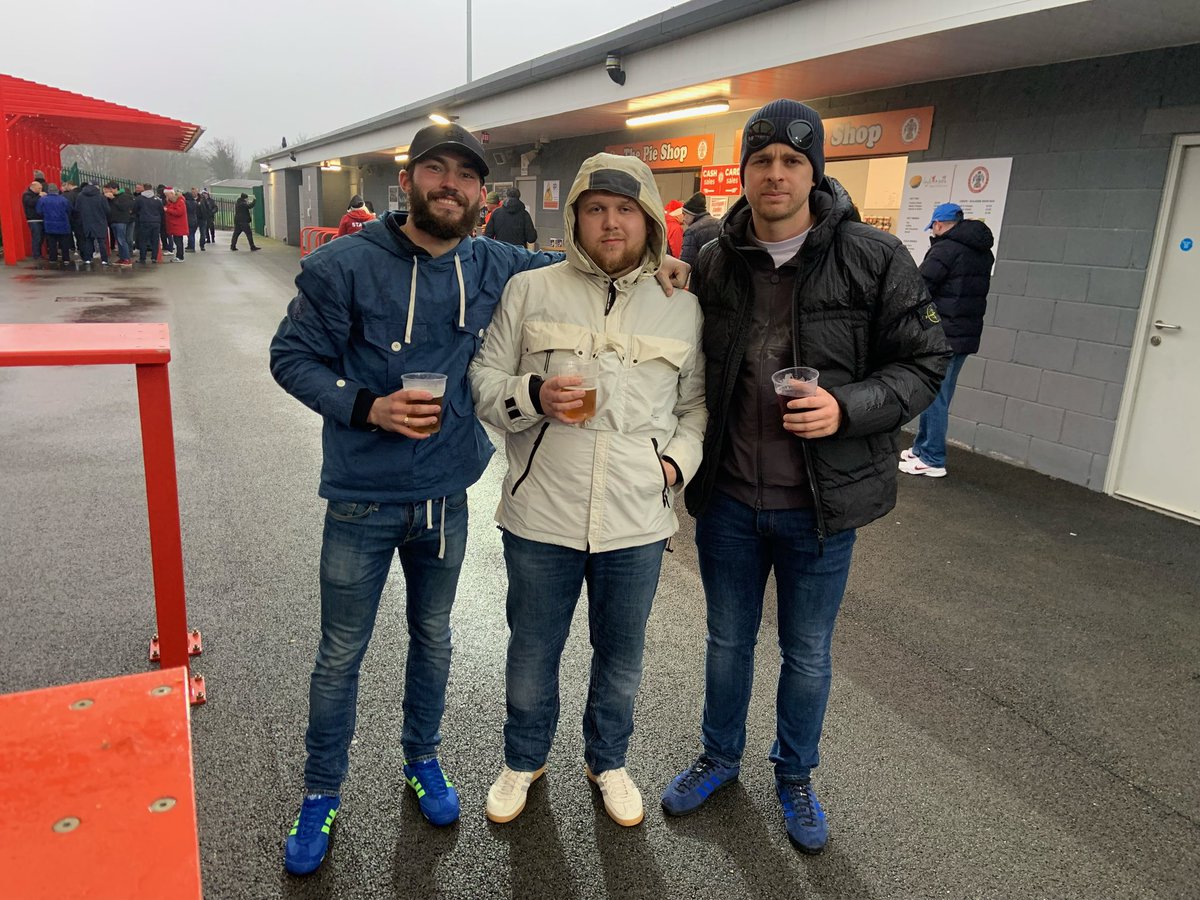 Accrington away🔴