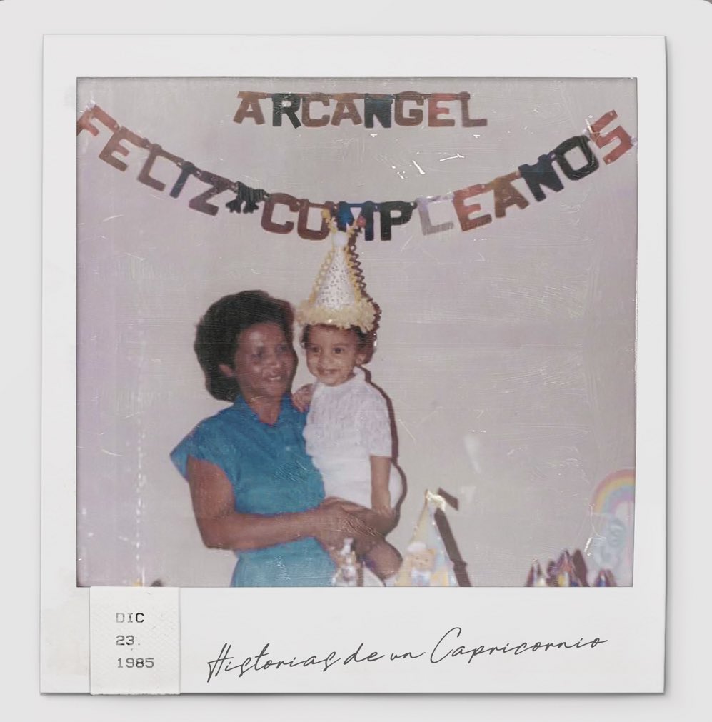 GrNayeli's tweet photo. Feliz cumpleaños SR SANTOS, siempre del bando correcto #TeamArca por siempre y para siempre. 
Honor, lealtad y respeto 23.12✨ @ArcangelPrrra https://t.co/2M4DF0TxDw