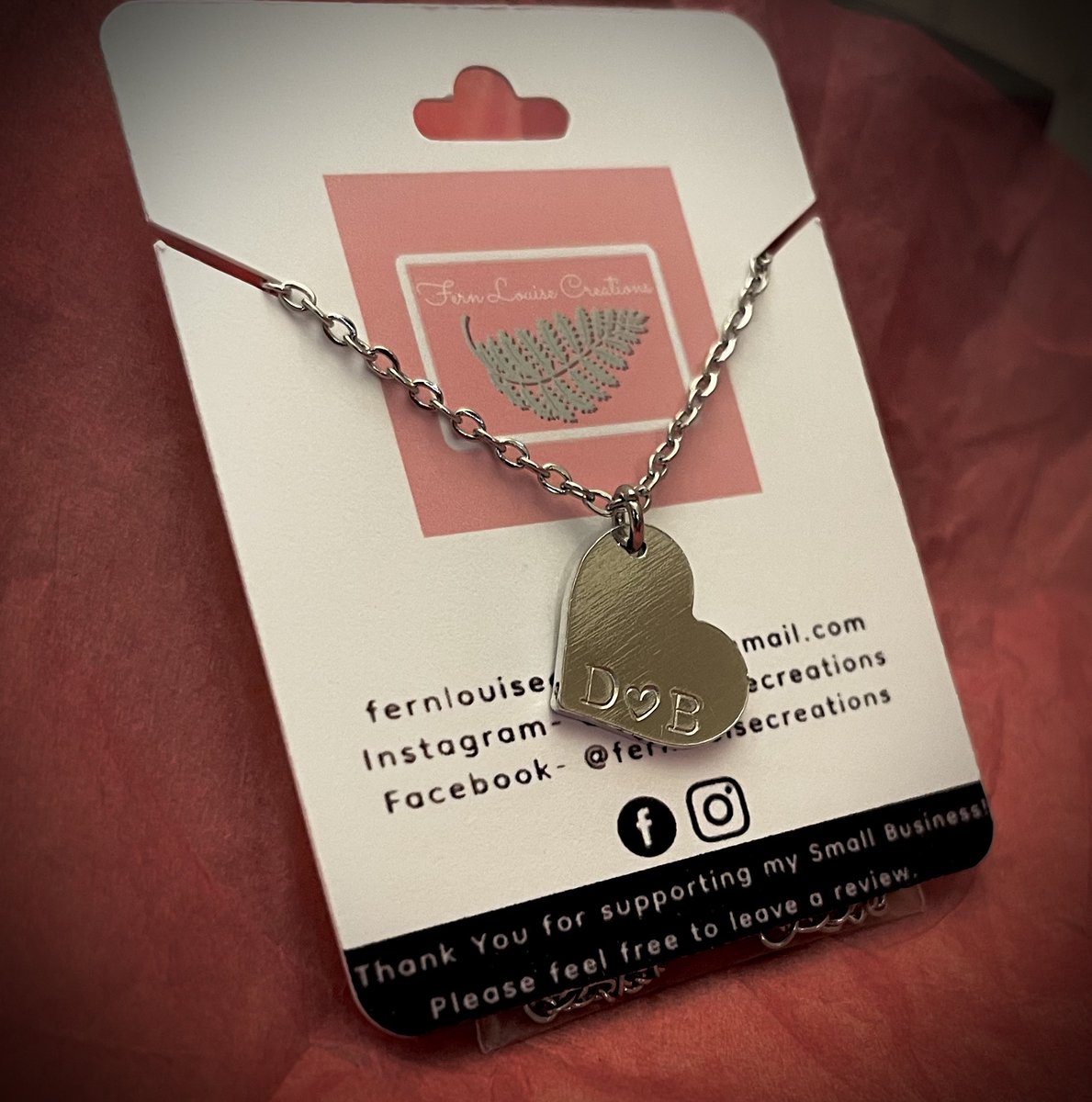 fernlcreations's tweet photo. Brand new couple’s initial necklaces available now! 

https://t.co/P4dZUYX3tQ

#boyfriend #girlfriend #christmas #Christmas2023 #ChristmasCountdown #etsy #etsygifts #etsyfinds #etsyhandmade #follow #jewellery #like #personalised #couples #x #fyp #necklace https://t.co/3s32WN8e96