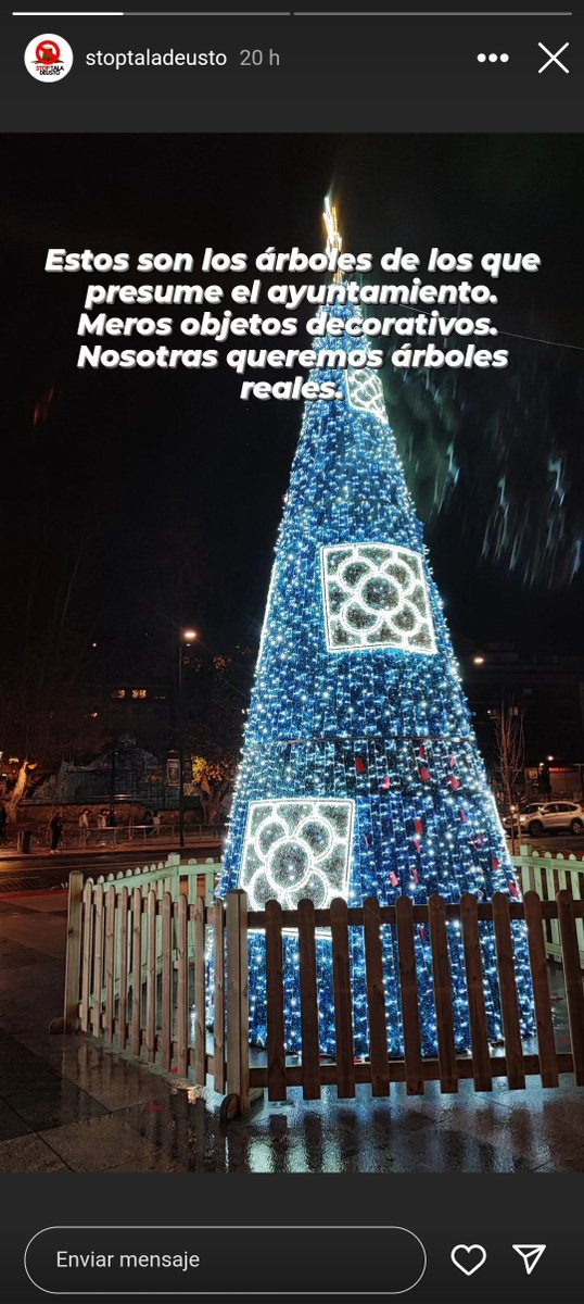 STD_HiriBerdeak's tweet photo. El @bilbao_udala poniendo árboles de Navidad de plástico, mientras tala árboles de casi 50 años. #Agenda2030 ... ¿qué?

@eajpnv 
@nora_abete
@juanmariaburto 
@asier_abaunza https://t.co/HFqXePIptP