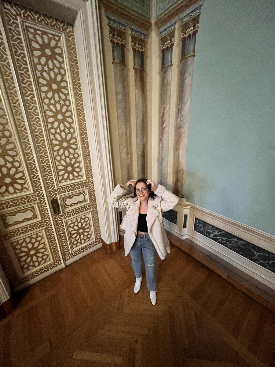 cücelik hastalığı olan 24 yaşındaki ben…