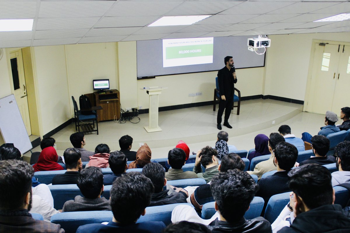 MasterMind_IMS's tweet photo. Our recent session, featuring Danish Khan Yousafzai, left our students inspired and empowered. From his wealth of experience as a Learning and Development expert, he shared invaluable insights that are sure to propel our students towards excellence.

#IMSciences #MasterMind https://t.co/KGEZ2onL7y
