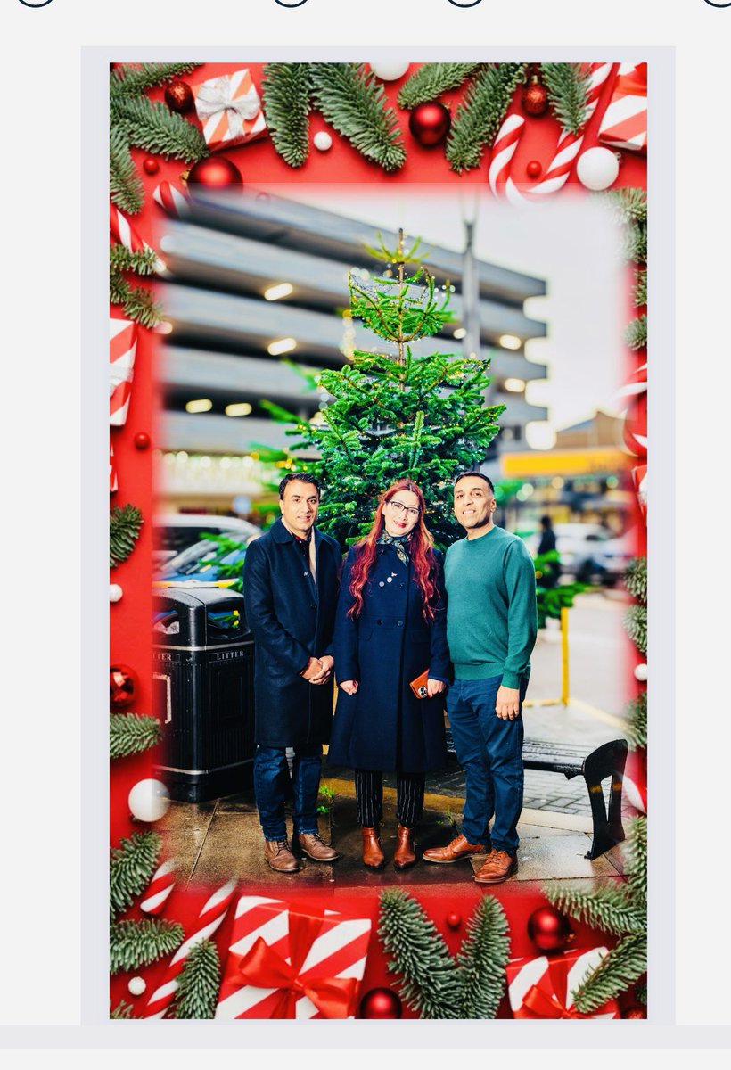 MaryBingDong1's tweet photo. Hello Everyone! We wish you all A #VeryHappyChristmas and #HappyNewYear2024 ! Your 3 Councillors from #SunburyCommon π²πππππ²!! https://t.co/n2eOajbk5c