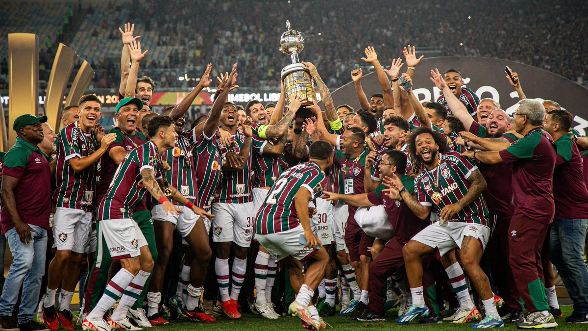 Orgulho. Orgulho de um elenco que fez de 2023 uma das temporadas mais especiais da nossa história. Da 33ª conquista estadual ao sonho da #GloriaEterna. Obrigado por isso!

Orgulho de uma torcida que não largou a mão do time em momento algum. Quis o destino que nossos títulos