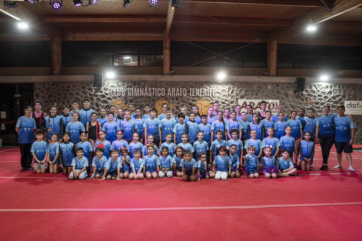 ArafoTenerife's tweet photo. Ya nos llegan algunas imagenes de nuestra GALA DE NAVIDAD 2023. Han sido dos días de ilusión y sorpresas junto a gimnastas y familiares.
@AytoArafo @DXTenerife https://t.co/sozTgRkwWJ