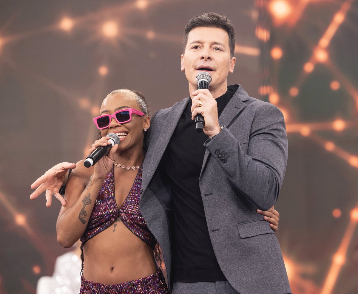 Meus nobres, não percam o “Hora do Faro”, amanhã, tem muita coisa boa, e vocês vão amar assistir! 💜 /adm