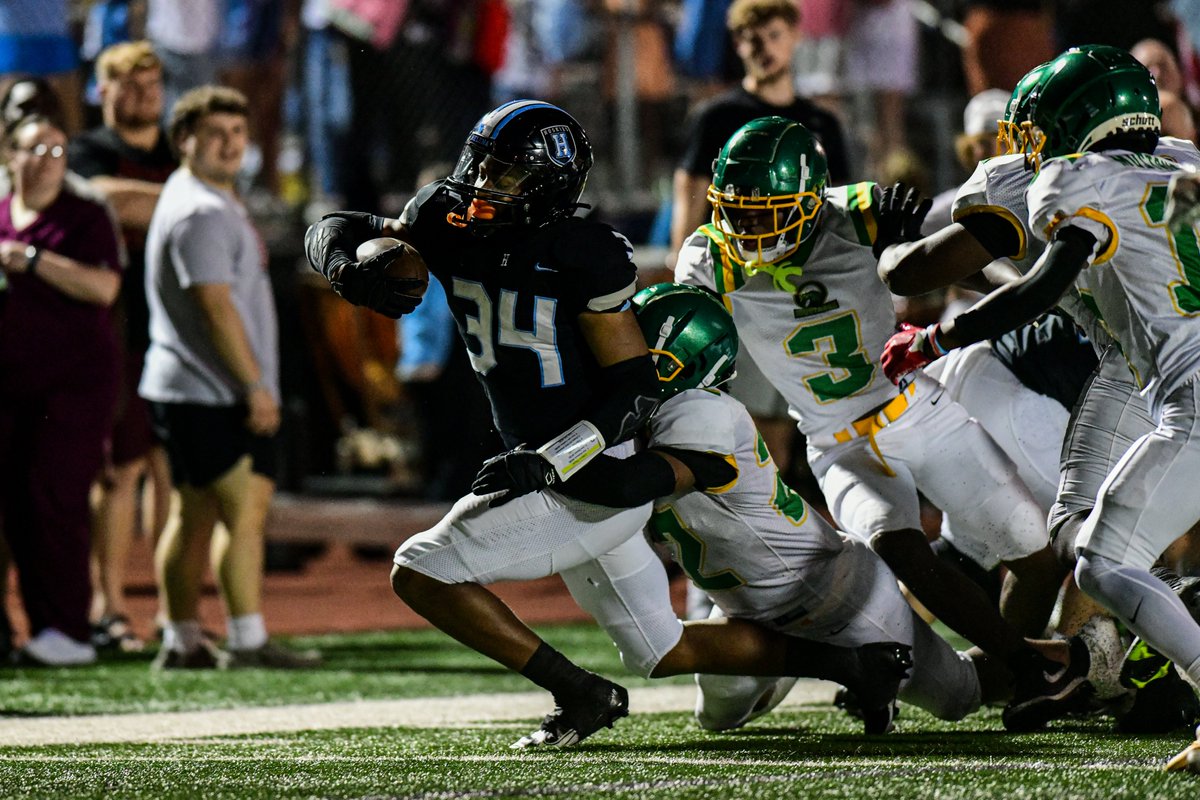 Players from Thompson, Spain Park, Chelsea, Helena, Briarwood, Pelham, Shelby County, Montevallo and Vincent were selected by the media to represent the county on the 2023 All-State football teams.

Story: shelbycountyreporter.com/2023/12/23/mak…