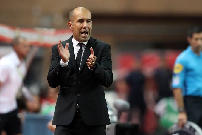 ÖZEL - Teknik direktör konusunda çalışmalarını sürdüren Beşiktaş’a Katar’da Al Rayyan’ı çalıştıran (ayrılma durumu var) Leonardo Jardim önerildi.

#yüzdeyüz